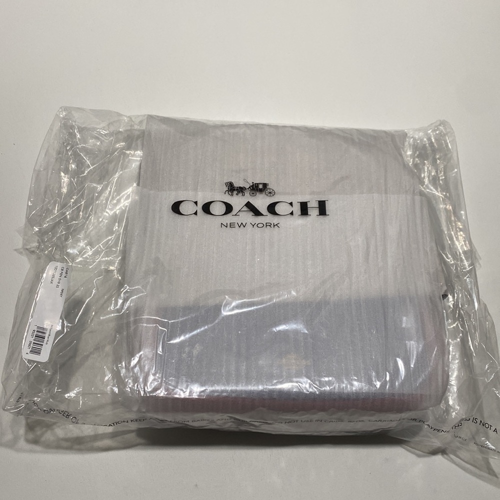 Coach Pennie Shoulder and Crossbody Bag 25 In Colorblock Multicolor NWT Purse - Picture 6 of 8